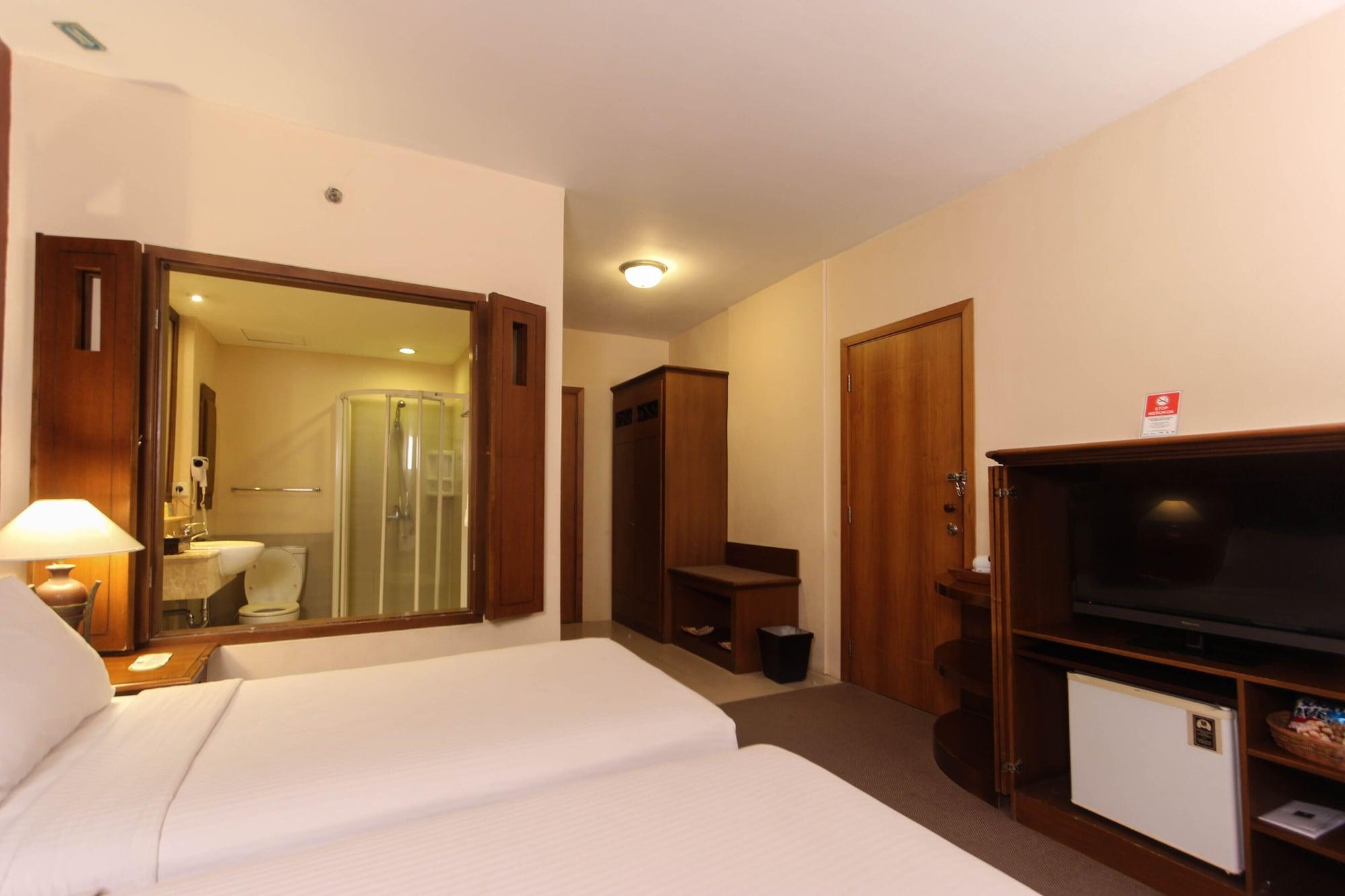 The Jayakarta Suites Bandung Exteriör bild