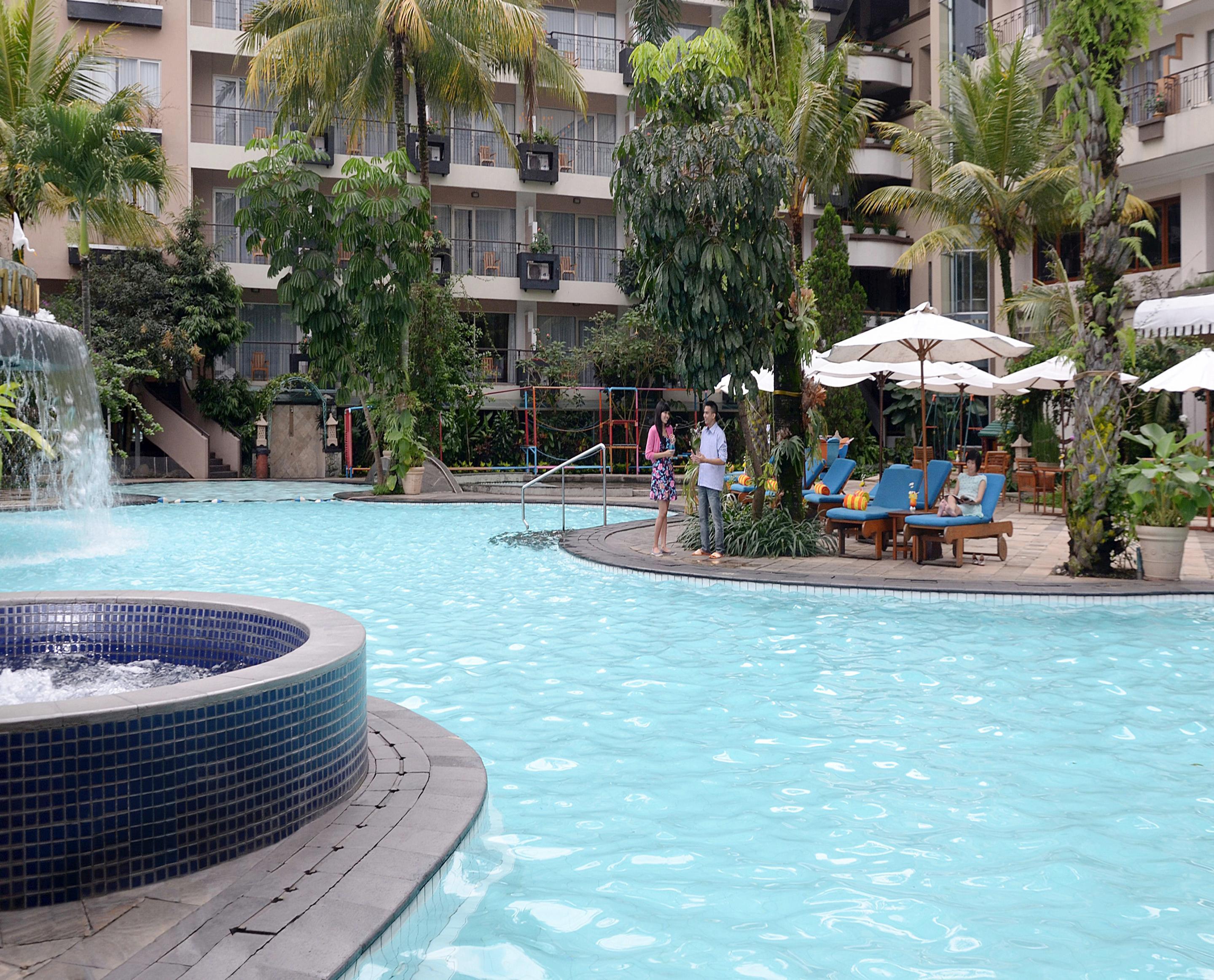 The Jayakarta Suites Bandung Exteriör bild
