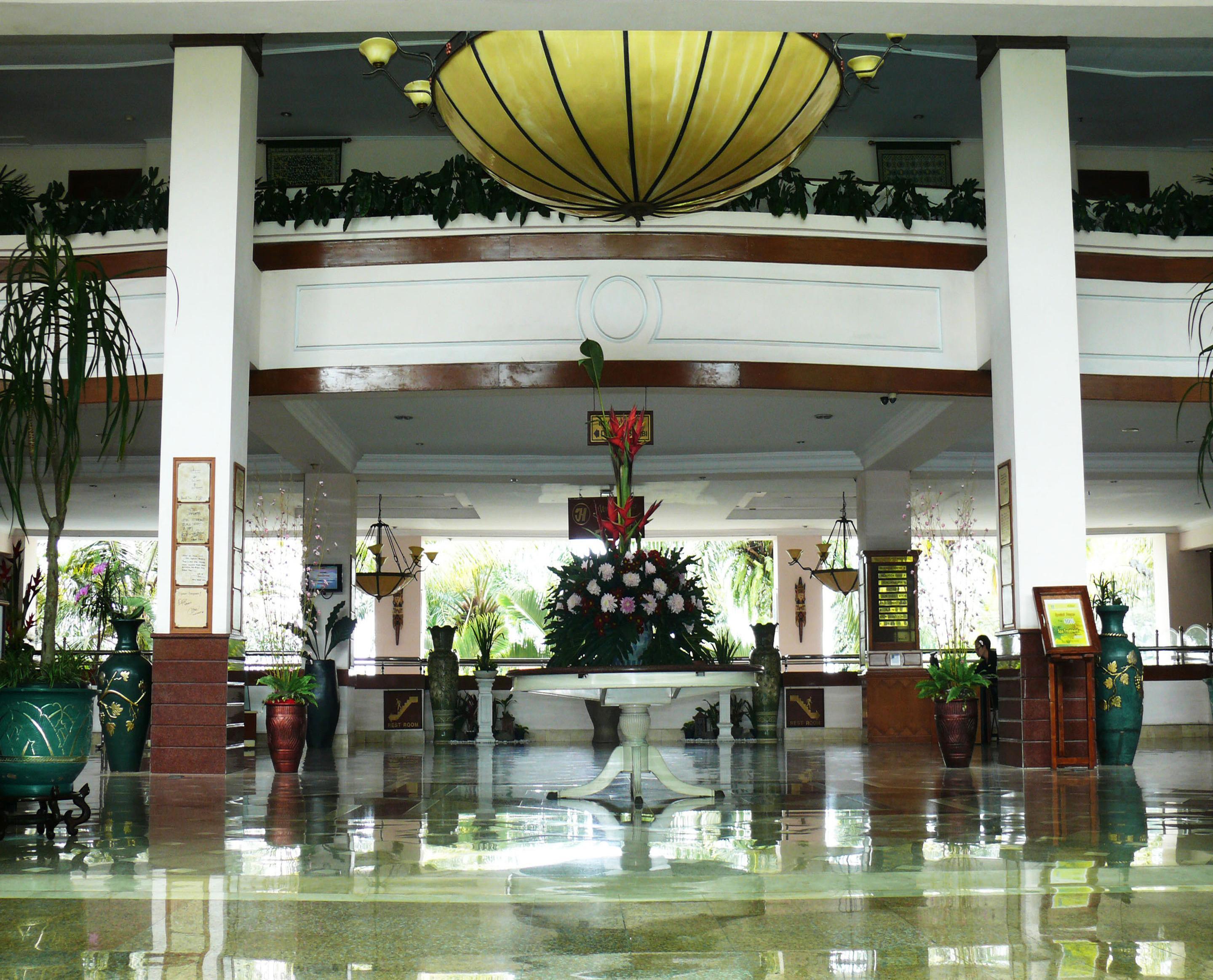 The Jayakarta Suites Bandung Exteriör bild