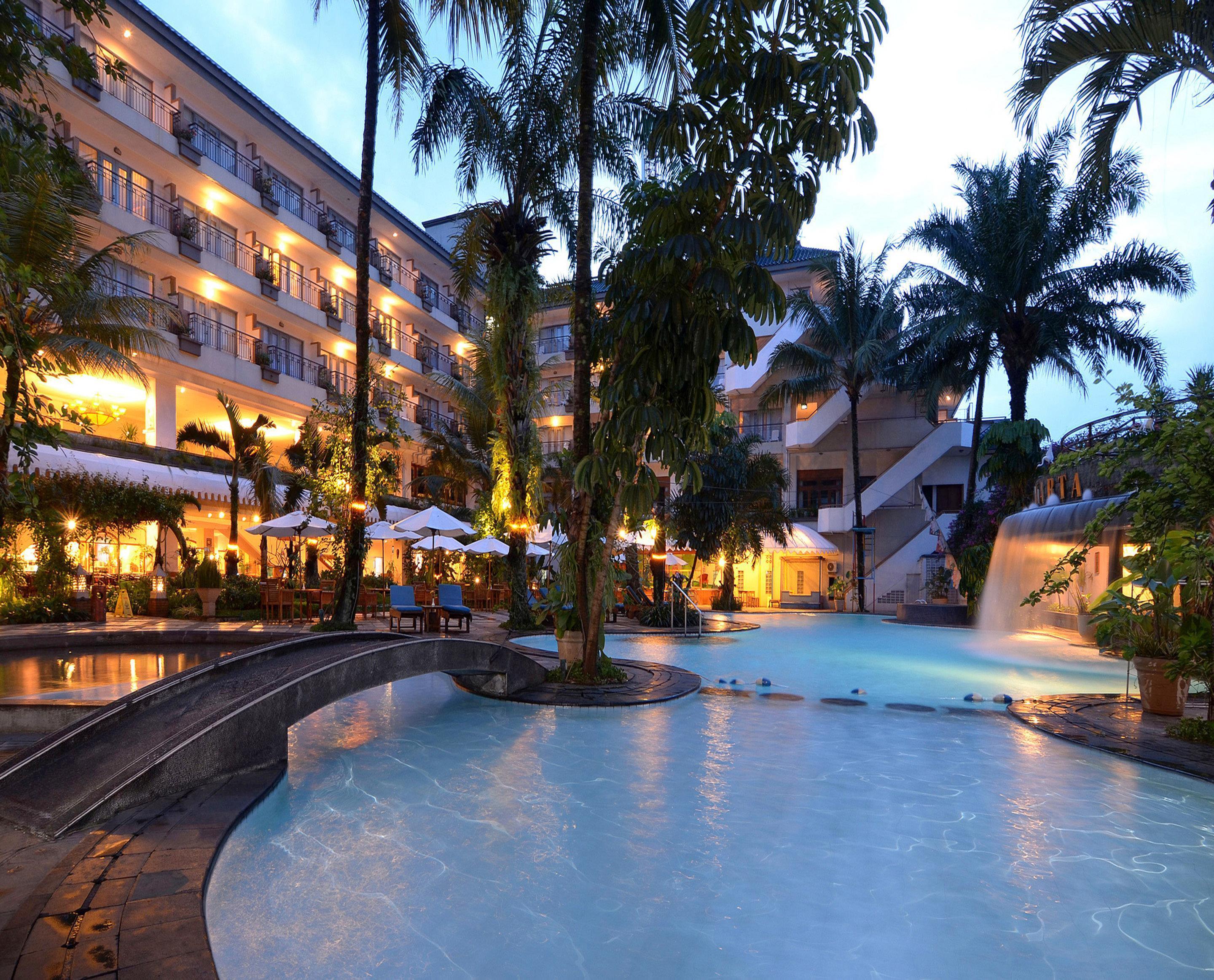 The Jayakarta Suites Bandung Exteriör bild