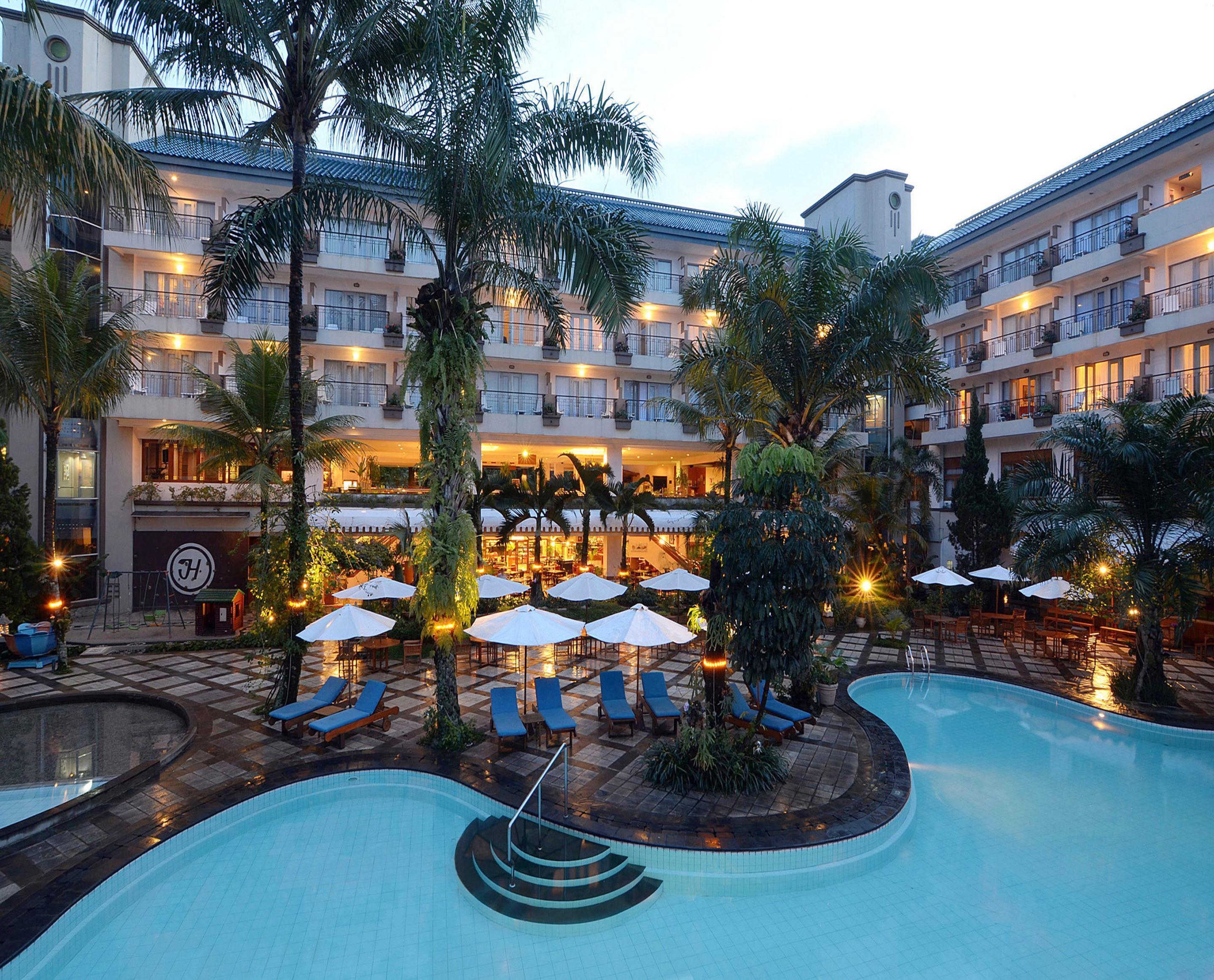 The Jayakarta Suites Bandung Exteriör bild