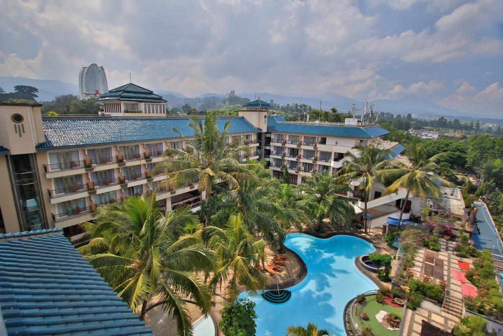The Jayakarta Suites Bandung Exteriör bild