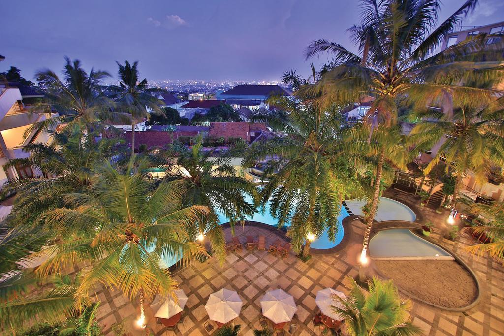 The Jayakarta Suites Bandung Exteriör bild